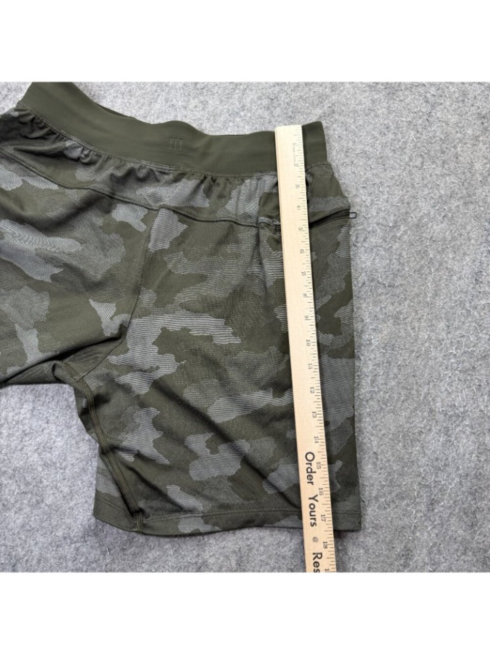 Lululemon License to Train Shorts Men S Green Camouflage Unlined 7" LM7APIS - Picture 11 of 14